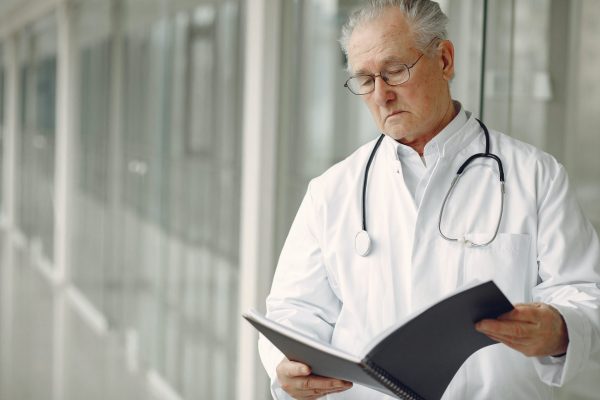 What is a Difference Between a Medicare Wellness Exam and a Physical Exam? featured image